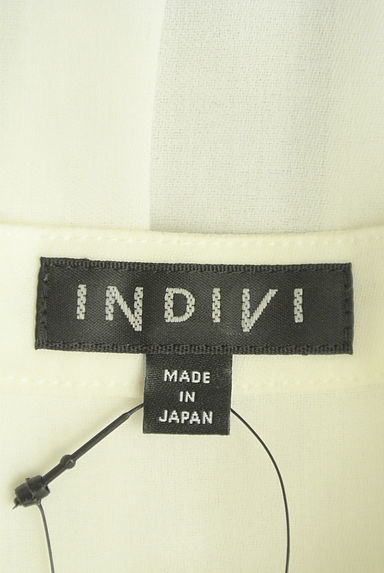 INDIVI（インディヴィ）の古着「ピンタックヨークブラウス（ブラウス）」大画像６へ