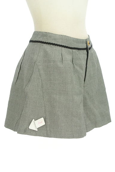 MISCH MASCH（ミッシュマッシュ）の古着「フレアショートパンツ（ショートパンツ・ハーフパンツ）」大画像４へ