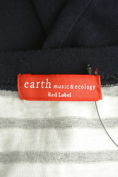 earth music&ecology（アースミュージック＆エコロジー）の古着「肩掛け風七分袖トップス（カットソー・プルオーバー）」大画像６へ