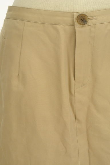Ninamew（ニーナミュウ）の古着「バックチュール膝上丈タイトスカート（スカート）」大画像４へ