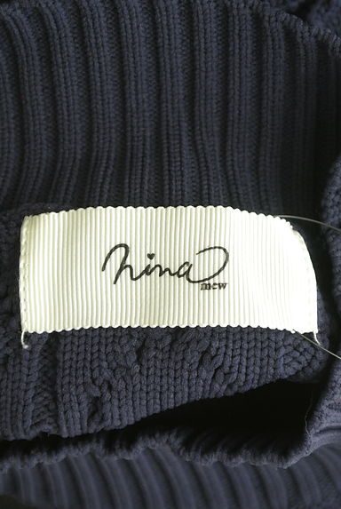 Ninamew（ニーナミュウ）の古着「パール付きコンパクトハイネックニット（セーター）」大画像６へ