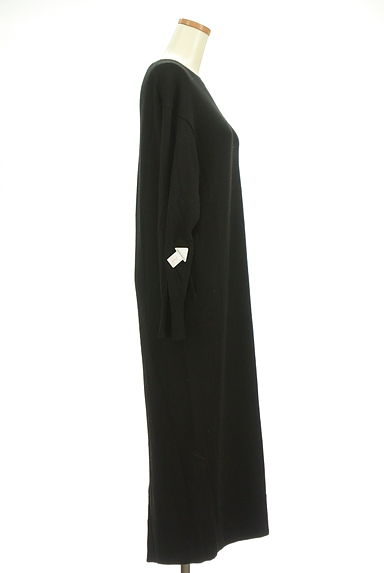 UNITED ARROWS（ユナイテッドアローズ）の古着「リブタートルベスト付きニットロングワンピ（ワンピース・チュニック）」大画像４へ