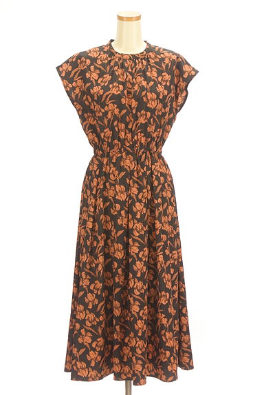 YECCA VECCA（イェッカヴェッカ）の古着「フレンチスリーブ花柄ロングワンピース（ワンピース・チュニック）」大画像１へ