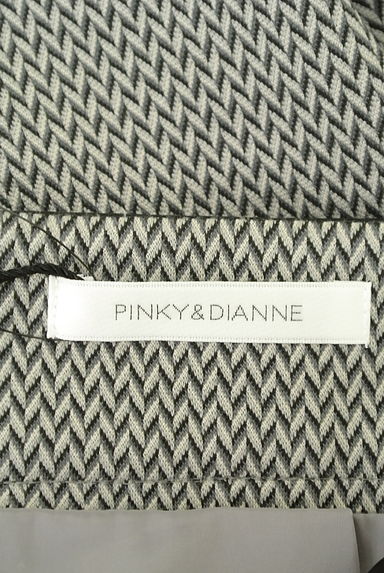 Pinky＆Dianne（ピンキー＆ダイアン）の古着「膝下丈エコレザーパイピングタイトスカート（ロングスカート・マキシスカート）」大画像６へ
