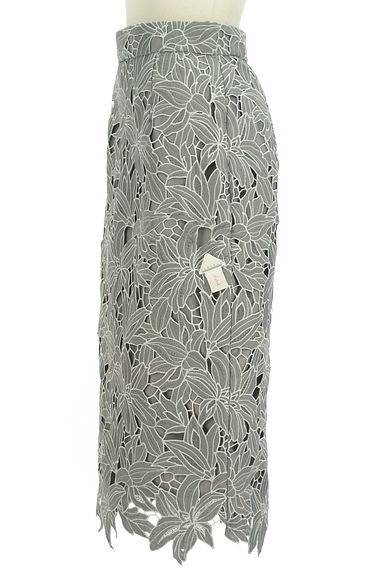 JUSGLITTY（ジャスグリッティー）の古着「花柄刺繍レースミモレスカート（ロングスカート・マキシスカート）」大画像４へ