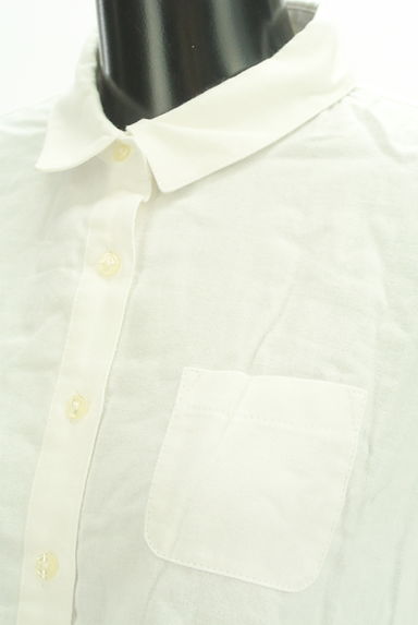 SM2（サマンサモスモス）の古着「コットン白シャツ（カジュアルシャツ）」大画像４へ
