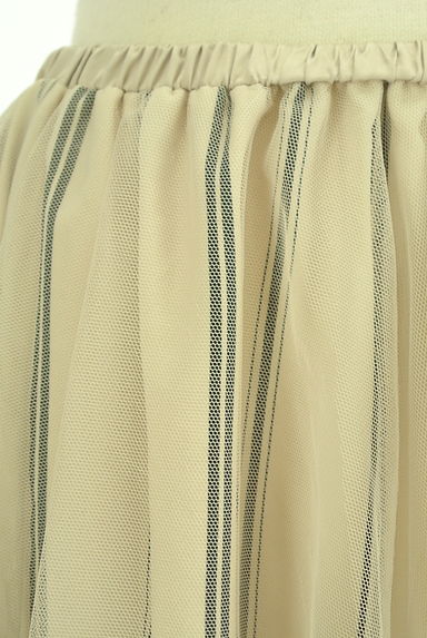 Couture Brooch（クチュールブローチ）の古着「ストライプ柄ギャザーメッシュ膝丈スカート（スカート）」大画像４へ