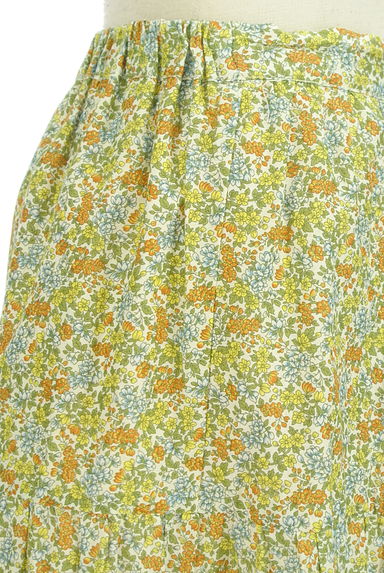 SM2（サマンサモスモス）の古着「小花柄ティアードロングスカート（ロングスカート・マキシスカート）」大画像４へ