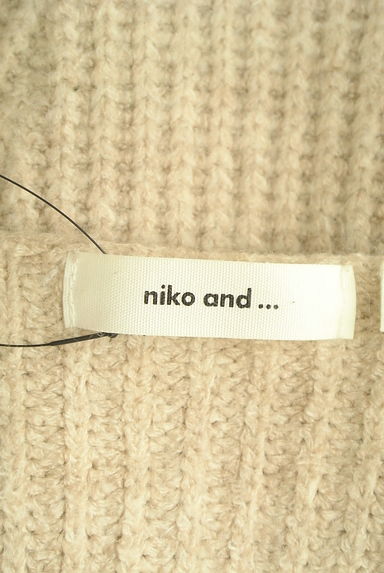 niko and...（ニコ アンド）の古着「ドロップショルダーVネックニットプルオーバー（セーター）」大画像６へ