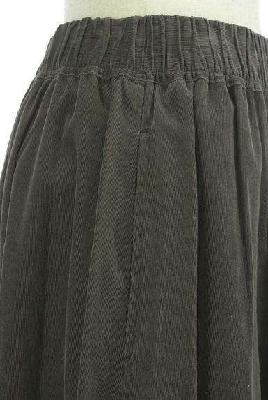 URBAN RESEARCH Sonny Label（サニーレーベル）の古着「コーデュロイロングボリュームスカート（ロングスカート・マキシスカート）」大画像４へ