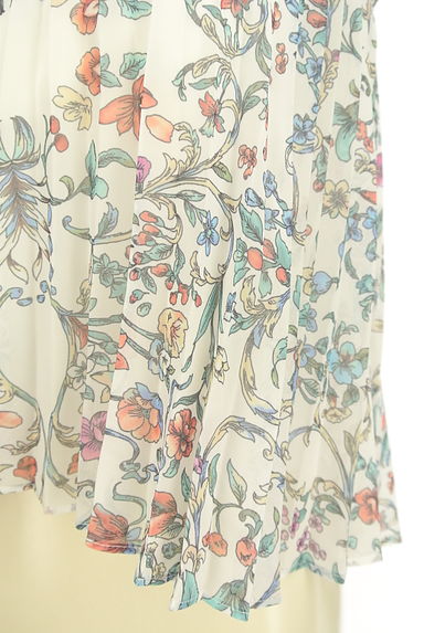 eimy istoire（エイミーイストワール）の古着「花柄シフォンプリーツベアトップ（カットソー・プルオーバー）」大画像５へ
