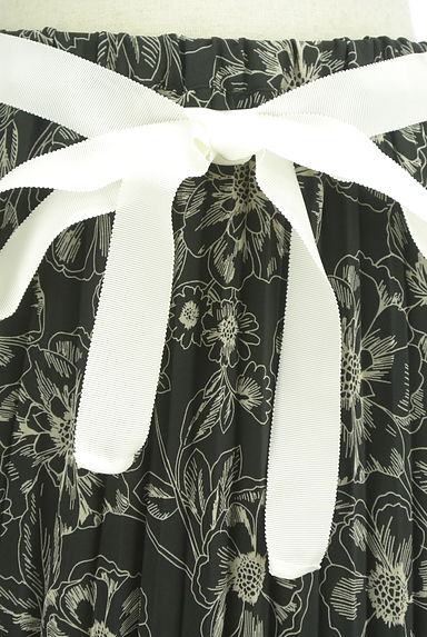 axes femme（アクシーズファム）の古着「ベルト付き花柄シフォンプリーツロングスカート（ロングスカート・マキシスカート）」大画像４へ