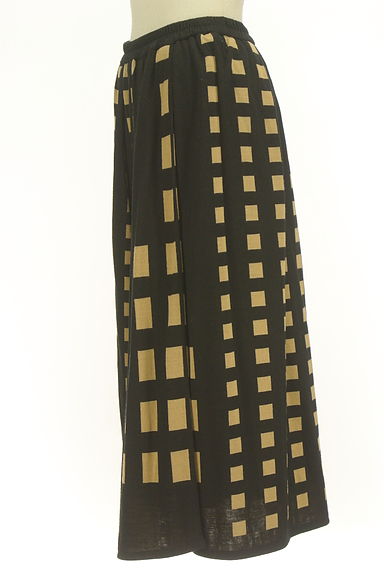 HIROKO BIS（ヒロコビス）の古着「アシンメトリーチェック柄ロングニットスカート（ロングスカート・マキシスカート）」大画像３へ