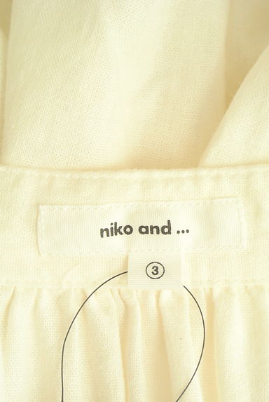 niko and...（ニコ アンド）の古着「リネン混ボリューム袖スキッパーブラウス（カットソー・プルオーバー）」大画像６へ