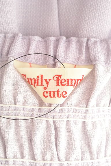 EmilyTemple cute（エミリーテンプルキュート）の古着「パフューム柄膝丈キャミワンピース（キャミワンピース）」大画像６へ