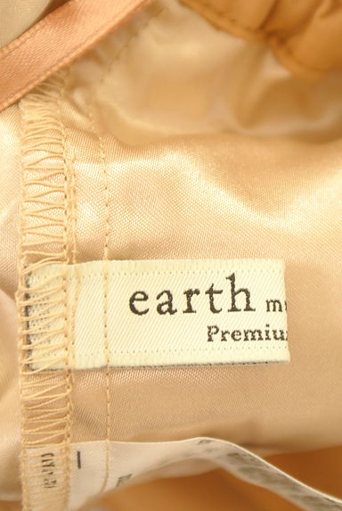 earth music&ecology（アースミュージック＆エコロジー）の古着「微光沢テーパードパンツ（パンツ）」大画像６へ