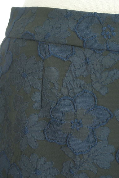 Paul Stuart（ポールスチュアート）の古着「花柄ミディタイトスカート（スカート）」大画像４へ