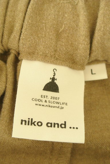 niko and...（ニコ アンド）の古着「コクーンタックパンツ（パンツ）」大画像６へ