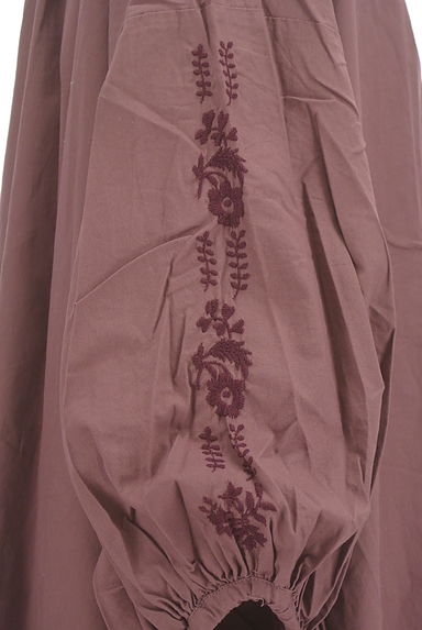 SM2（サマンサモスモス）の古着「刺繍入りボリューム袖膝下シャツワンピース（ワンピース・チュニック）」大画像５へ