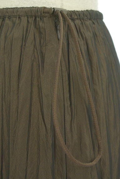 EVEX by KRIZIA（エヴェックス バイ クリツィア）の古着「イレギュラーヘムシワ加工ロングスカート（ロングスカート・マキシスカート）」大画像４へ