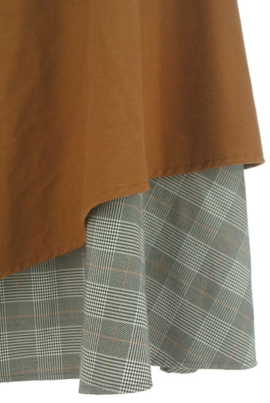 MERCURYDUO（マーキュリーデュオ）の古着「チェック切替ミモレフレアスカート（ロングスカート・マキシスカート）」大画像５へ