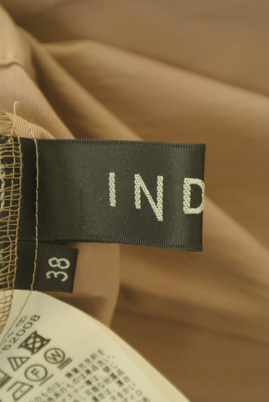 INDIVI（インディヴィ）の古着「微光沢タックテーパードパンツ（パンツ）」大画像６へ