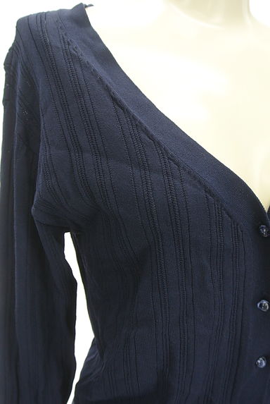 Couture Brooch（クチュールブローチ）の古着「ストライプ透かしニットカーディガン（カーディガン・ボレロ）」大画像４へ