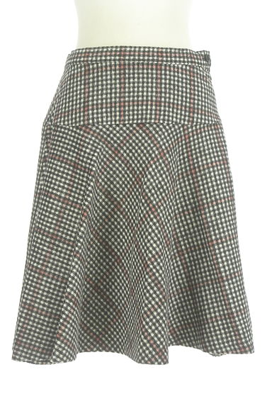 Couture Brooch（クチュールブローチ）の古着「膝丈起毛チェックフレアスカート（スカート）」大画像１へ