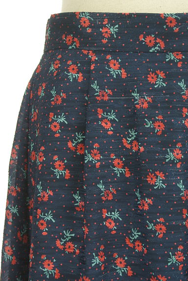 Couture Brooch（クチュールブローチ）の古着「花柄ミモレシフォンスカート（ロングスカート・マキシスカート）」大画像４へ