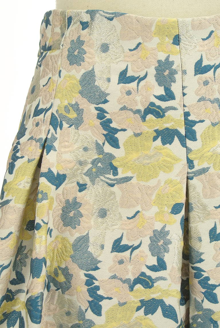 Couture Brooch（クチュールブローチ）の古着「商品番号：PR10309971」-大画像4