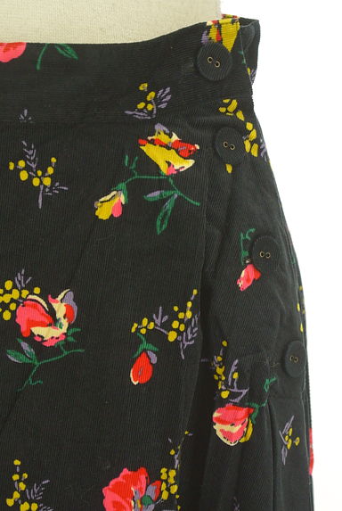 CHILD WOMAN（チャイルドウーマン）の古着「花柄コーデュロイミモレスカート（ロングスカート・マキシスカート）」大画像４へ