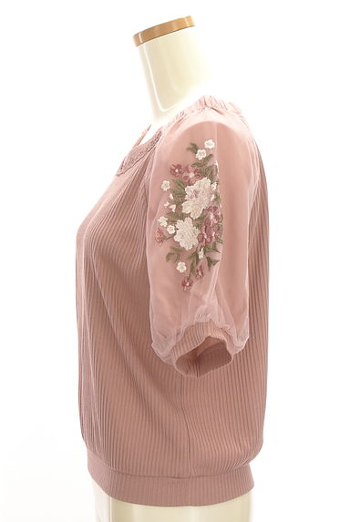 axes femme（アクシーズファム）の古着「花刺繍チュール袖カットソー（カットソー・プルオーバー）」大画像３へ