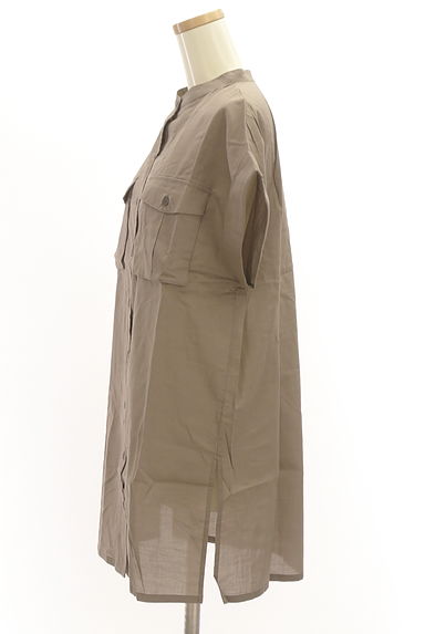 AZUL BY MOUSSY（アズールバイマウジー）の古着「フレンチスリーブバンドカラーシャツ（カジュアルシャツ）」大画像３へ