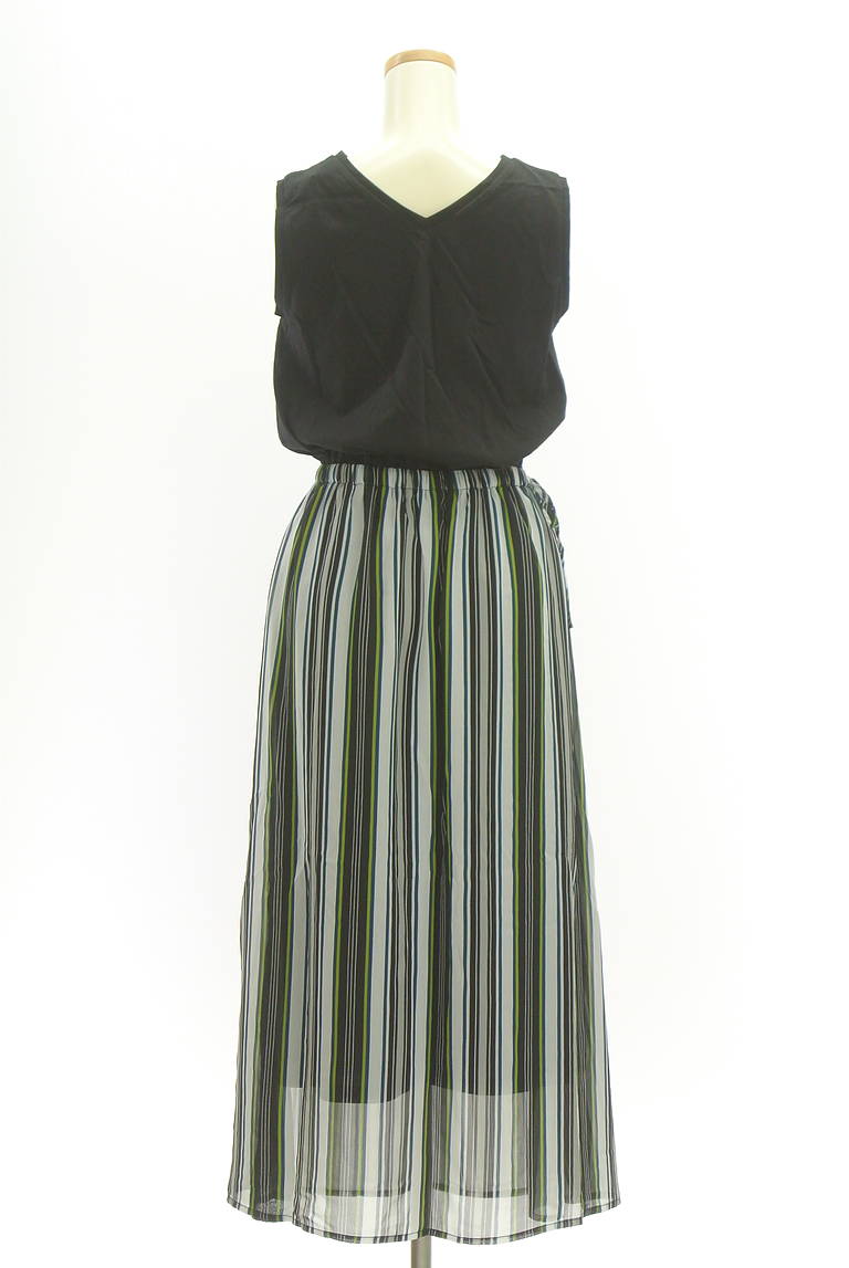 AZUL BY MOUSSY（アズールバイマウジー）の古着「商品番号：PR10311035」-大画像2