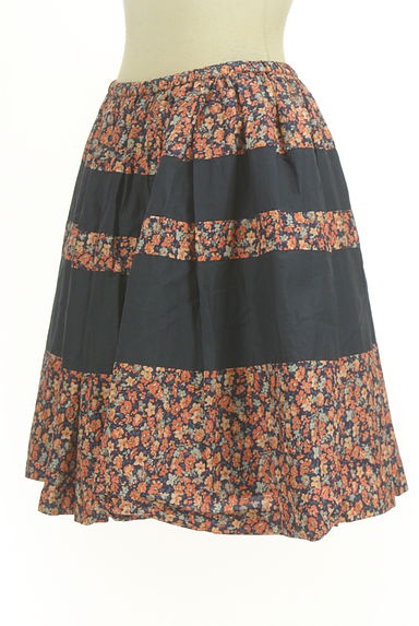 Couture Brooch（クチュールブローチ）の古着「花柄切替フレア膝丈スカート（スカート）」大画像３へ
