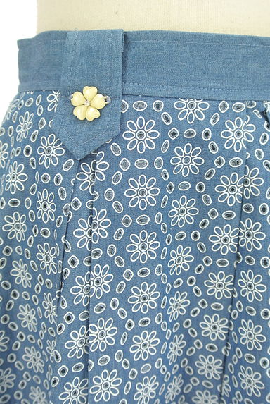 KarL Park Lane（カールパークレーン）の古着「花柄タックフレア膝丈スカート（スカート）」大画像４へ