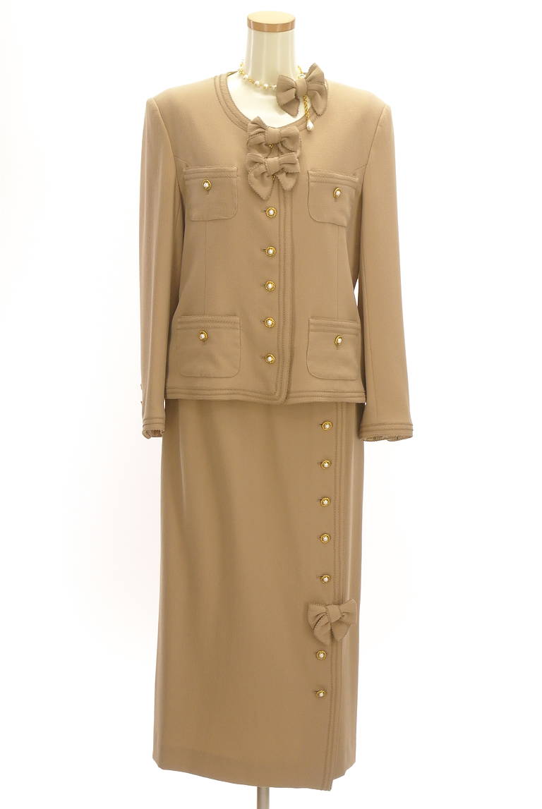 INGEBORG（インゲボルグ）の古着「商品番号：PR10312458」-大画像1