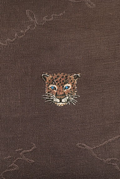 ITALIYA（伊太利屋）の古着「豹ワンポイントロゴカットソー（カットソー・プルオーバー）」大画像４へ