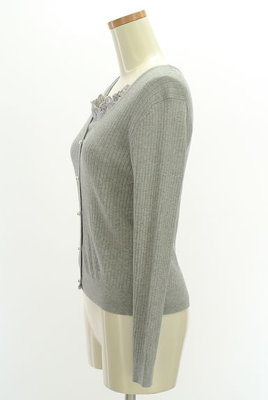 WILLSELECTION（ウィルセレクション）の古着「刺繍ネック半袖ニット＋パールボタンカーディガン（アンサンブル）」大画像３へ