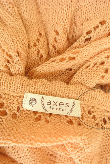 axes femme（アクシーズファム）の古着「パールボタン透かし編みニットカーディガン（カーディガン・ボレロ）」大画像６へ