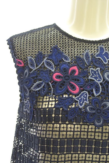 TARA JARMON（タラジャーモン）の古着「花刺繍透かしレースカットソー（カットソー・プルオーバー）」大画像４へ