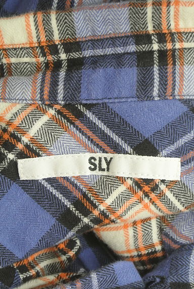 SLY（スライ）の古着「配色チェックシャツ（カジュアルシャツ）」大画像６へ