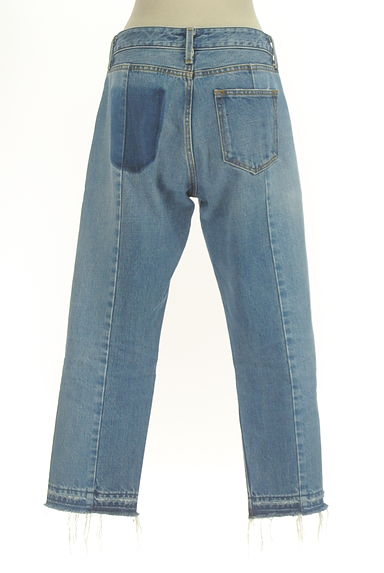 AZUL BY MOUSSY（アズールバイマウジー）の古着「カットオフクロップドデニムパンツ（デニムパンツ）」大画像２へ