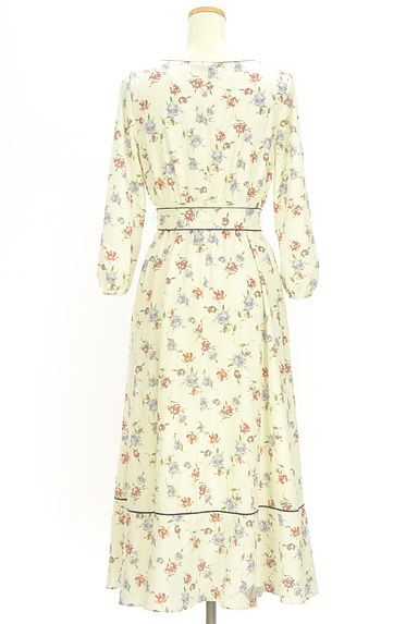JILL by JILLSTUART（ジルバイジルスチュアート）の古着「ベルト付き花柄パイピングロングワンピース（ワンピース・チュニック）」大画像４へ