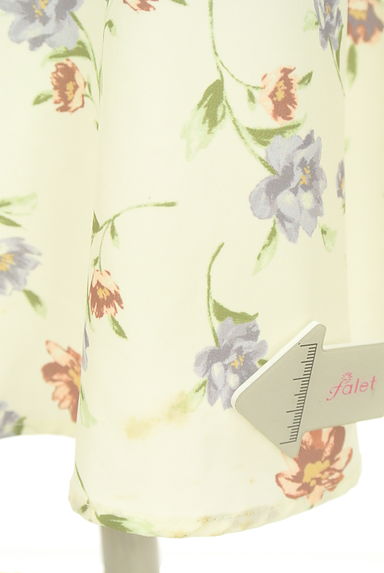 JILL by JILLSTUART（ジルバイジルスチュアート）の古着「ベルト付き花柄パイピングロングワンピース（ワンピース・チュニック）」大画像５へ