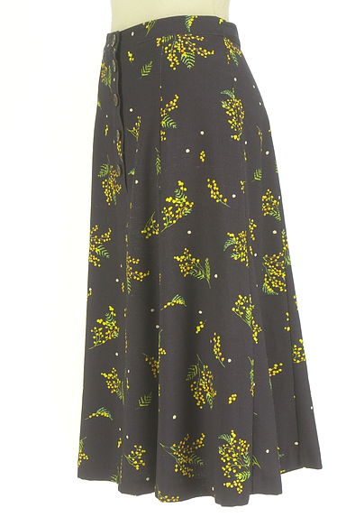 MACKINTOSH PHILOSOPHY（マッキントッシュ フィロソフィー）の古着「ミモザプリント膝下フレアスカート（ロングスカート・マキシスカート）」大画像３へ