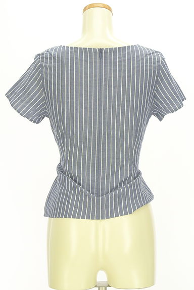 NATURAL BEAUTY BASIC（ナチュラルビューティベーシック）の古着「ウエストリボンストライプカットソー（カットソー・プルオーバー）」大画像２へ