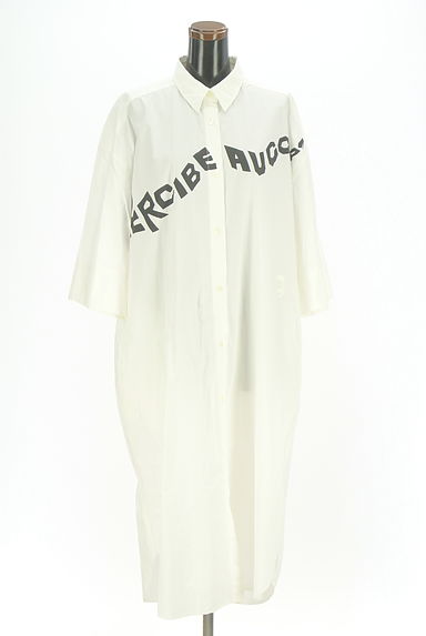 クリックで大画像表示 mercibeaucoup(メルシーボークー)の古着「フロントロゴ8分袖ロングシャツワンピース(ワンピース・チュニック)」大画像1へ