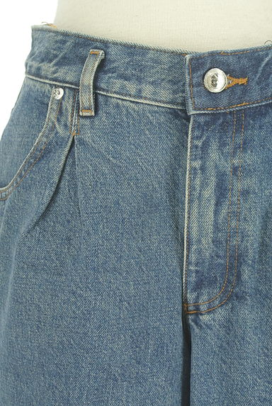 A.P.C.（アーペーセー）の古着「タックデニムショートパンツ（ショートパンツ・ハーフパンツ）」大画像４へ