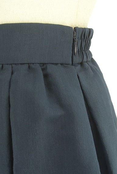 JILL by JILLSTUART（ジルバイジルスチュアート）の古着「刺繍入り膝上シフォンフレアスカート（スカート）」大画像４へ